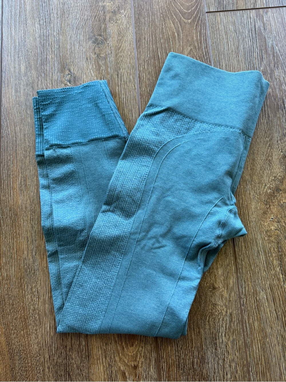 Lululemon High-Waist Seamless Leggings in Teal